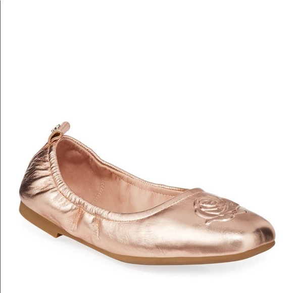 Taryn Rose
Raquel Metallic Ballet Flat - Picture 2 of 7